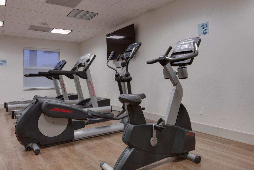 Holiday Inn Express & Suites Orlando International Airport an IHG Hotel image 14